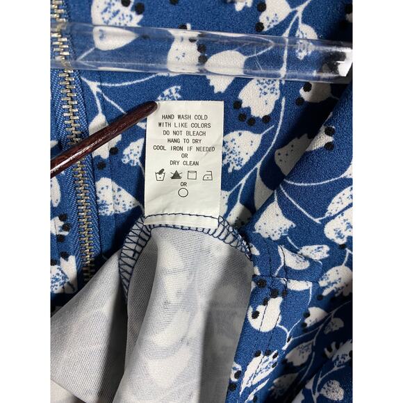 Melloday Blue White Floral V-Neck Short Sleeve Relaxed Fit Blouse Zipper Closure - Picture 7 of 8